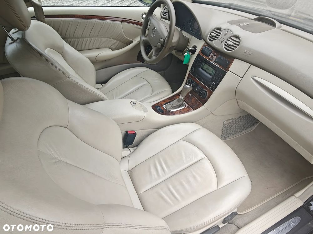 Mercedes-Benz CLK - 6