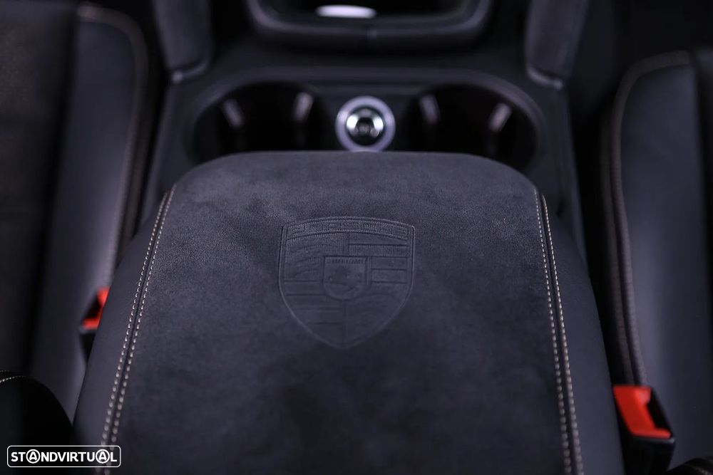 Porsche Cayenne Turbo GT - 11