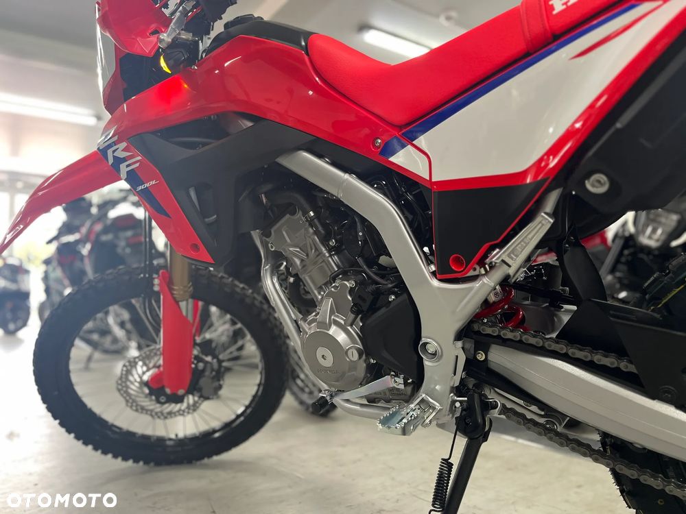 Honda CRF - 8