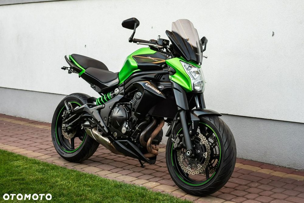 Kawasaki ER - 1