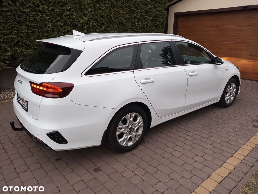 Kia Ceed 1.5 T-GDI M - 11
