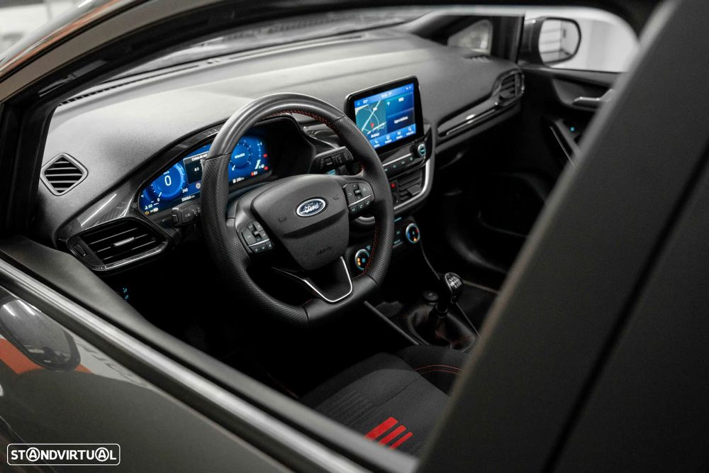 Ford Fiesta 1.0 EcoBoost ST-Line X - 16