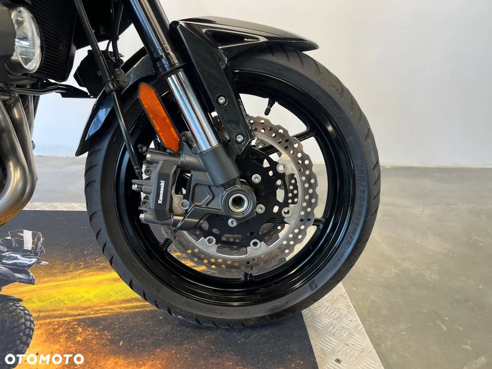 Kawasaki Versys 1000 - 25