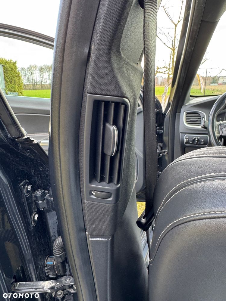 Volvo S60 T5 Geartronic - 32