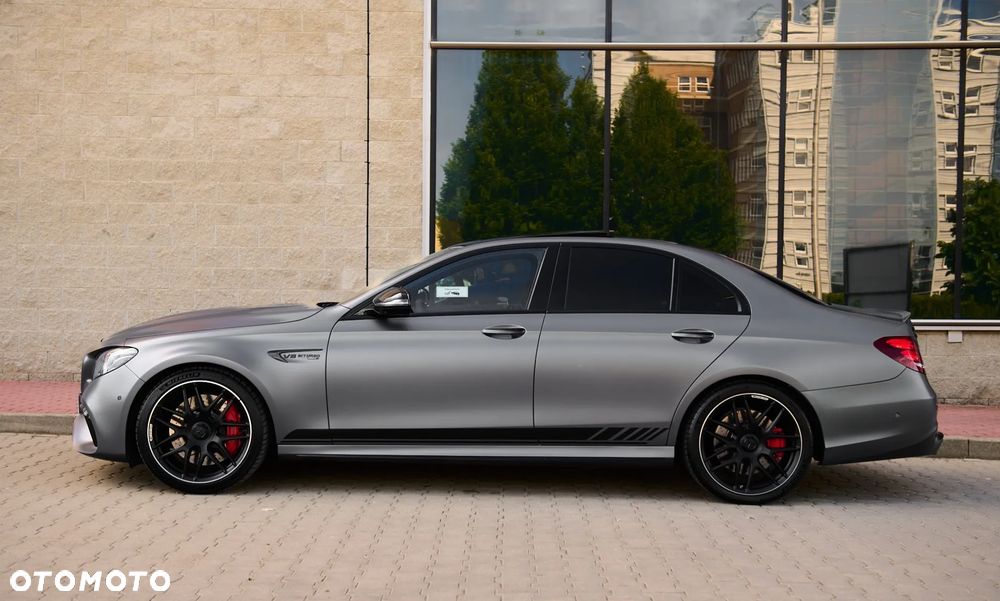 Mercedes-Benz Klasa E AMG 63 S 4Matic AMG Speedshift 9G-MCT Edition 1 - 4
