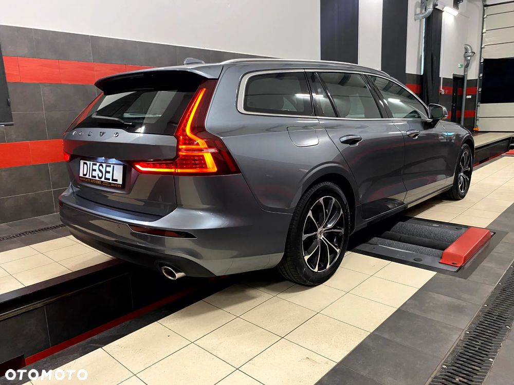 Volvo V60 D3 Momentum - 14