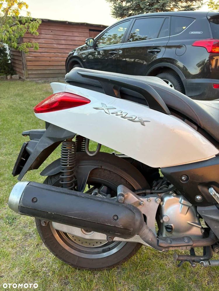 Yamaha X-max - 3