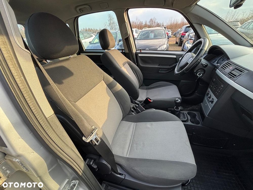 Opel Meriva 1.6 Cosmo - 33