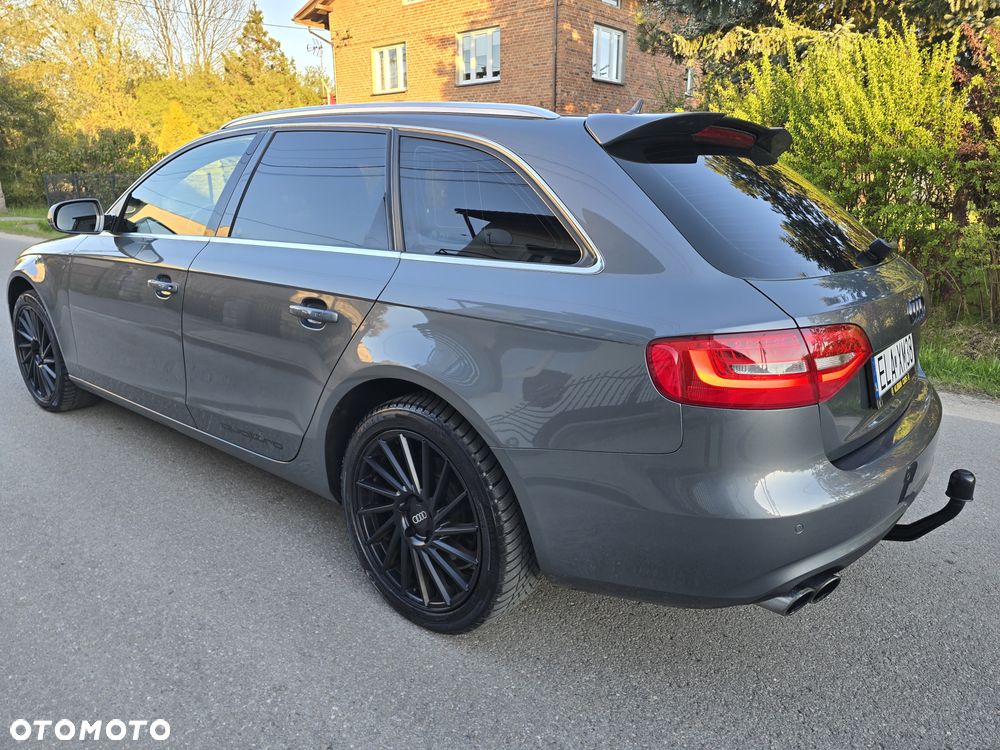 Audi A4 Avant 2.0 TDI DPF quattro S tronic S line Sportpaket - 8