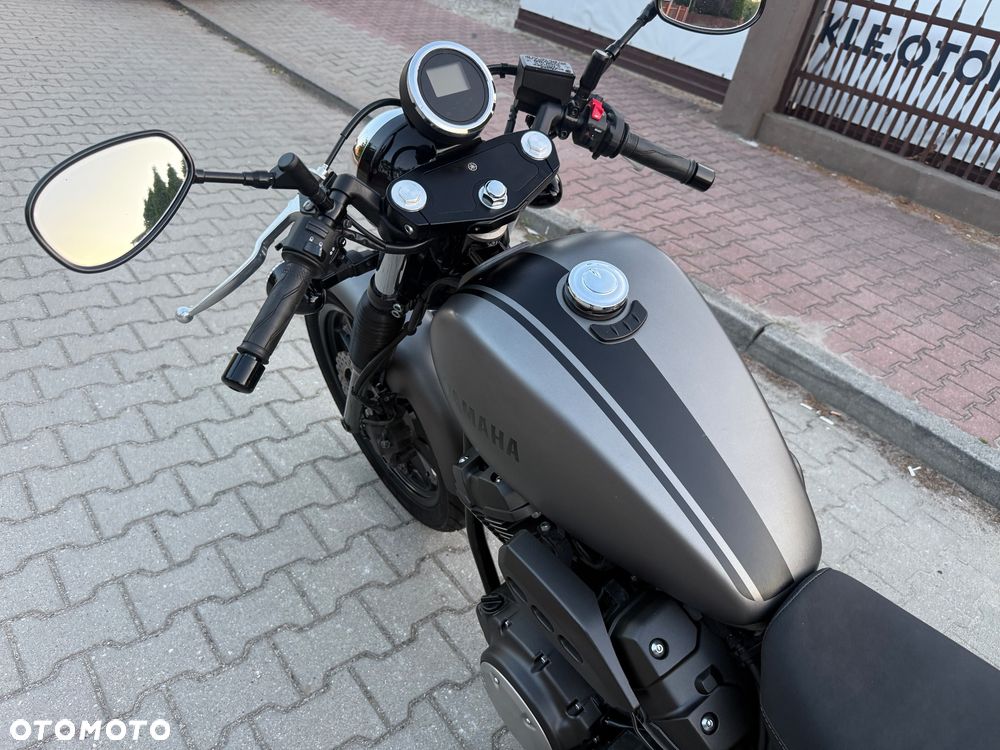 Yamaha XVS - 23