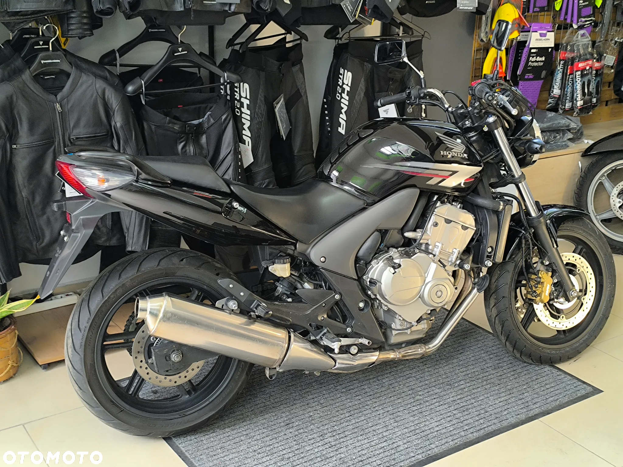 Honda CBF - 10
