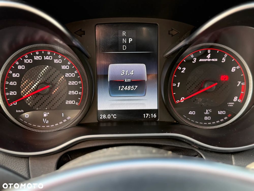 Mercedes-Benz Klasa C AMG 43 4-Matic - 27
