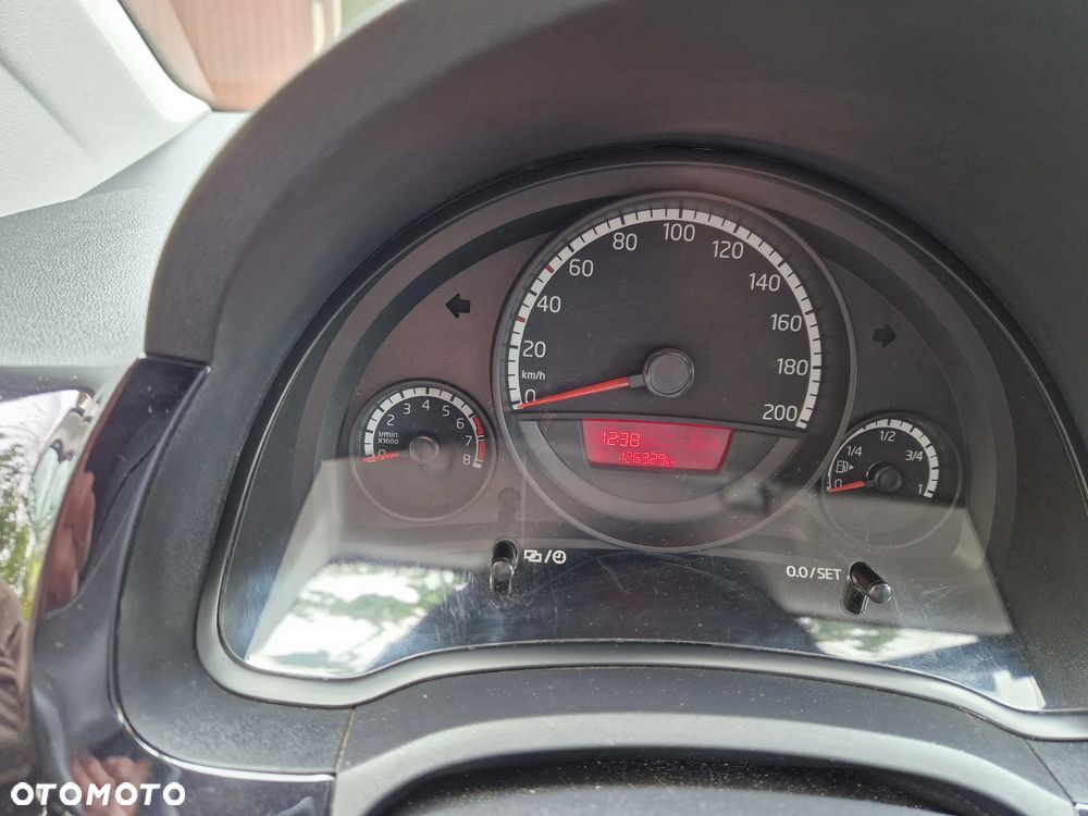 Volkswagen up! 1.0 move - 6