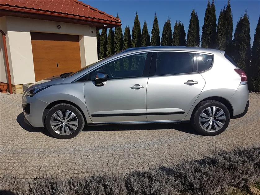 Peugeot 3008 HDi 115 Allure - 5