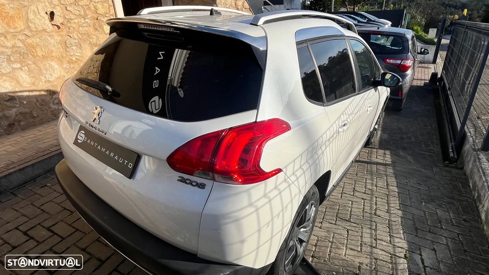 Peugeot 2008 - 12