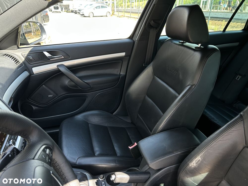 Skoda Octavia 2.0 TSI DSG RS - 15