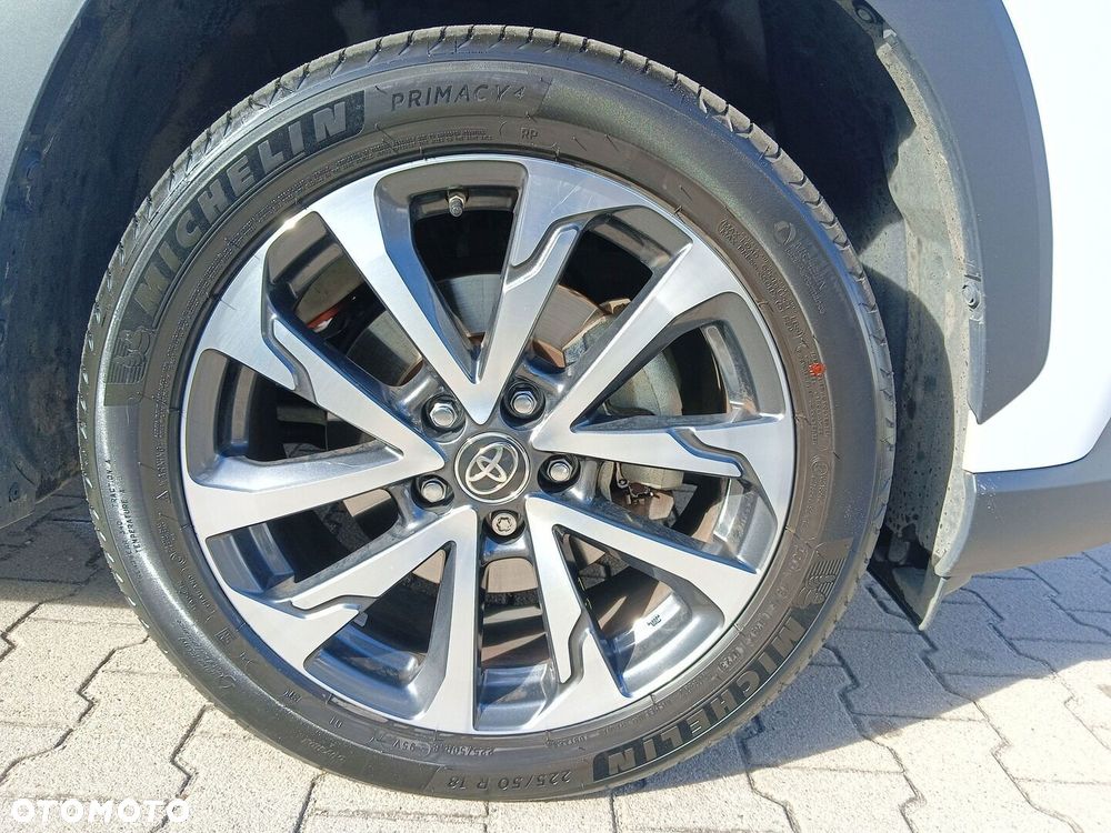 Toyota Corolla Cross - 9