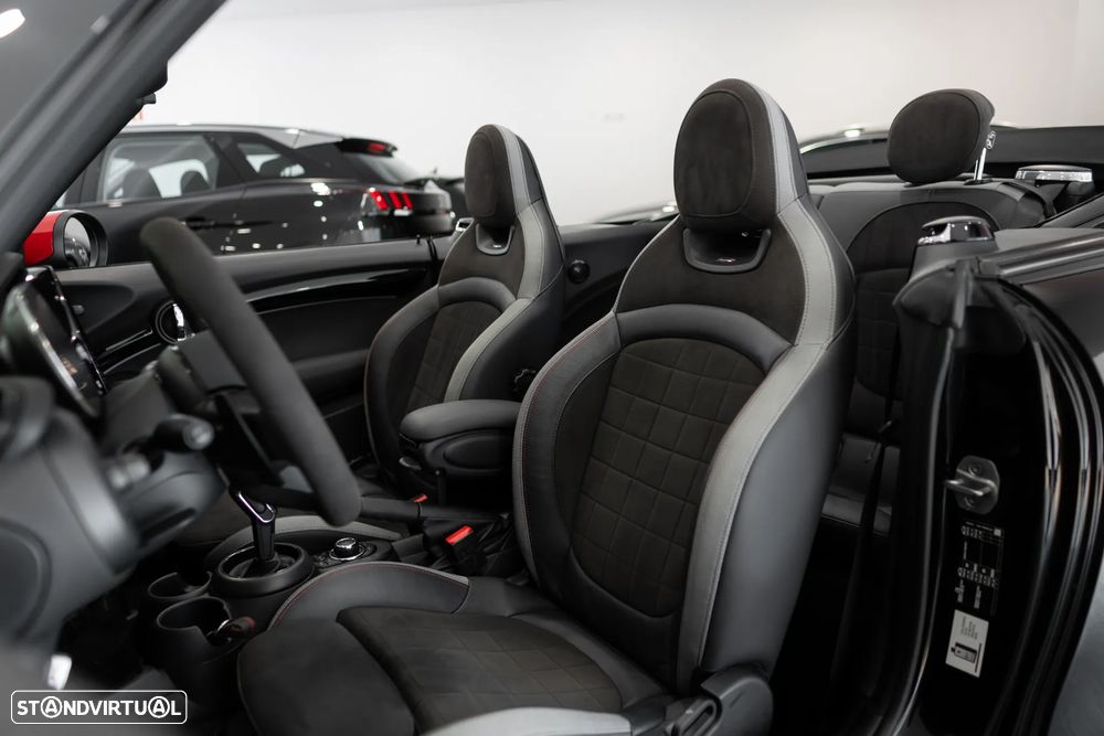 MINI Cabrio John Cooper Works Premium P. JCW Plus - 23