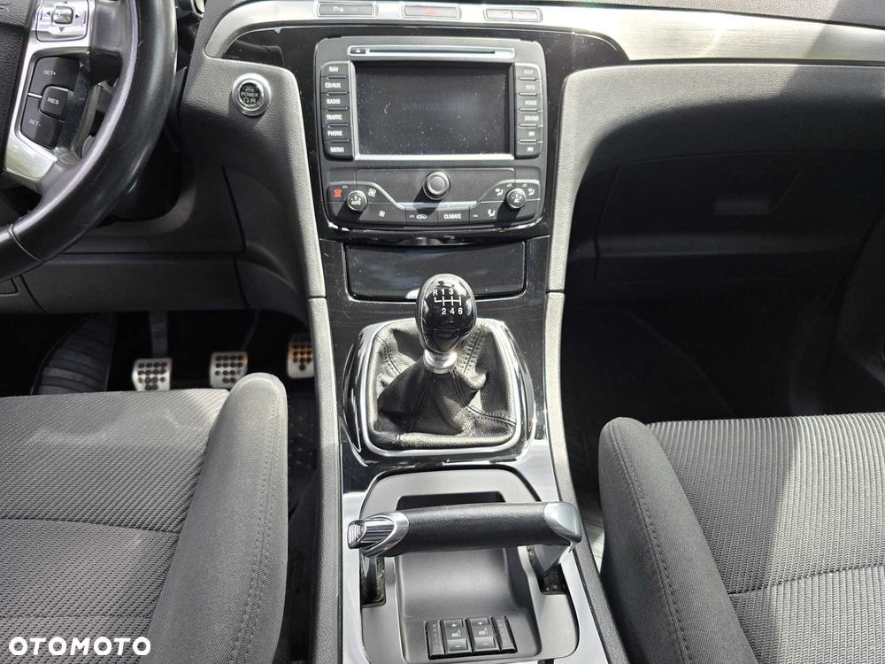 Ford S-Max - 6