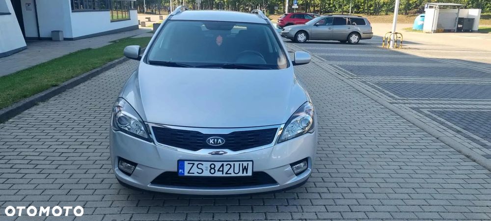 Kia Ceed 1.4 CVVT Attract - 9