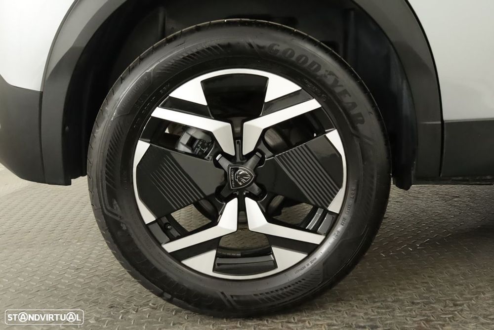 Peugeot 2008 1.2 PureTech Allure - 5