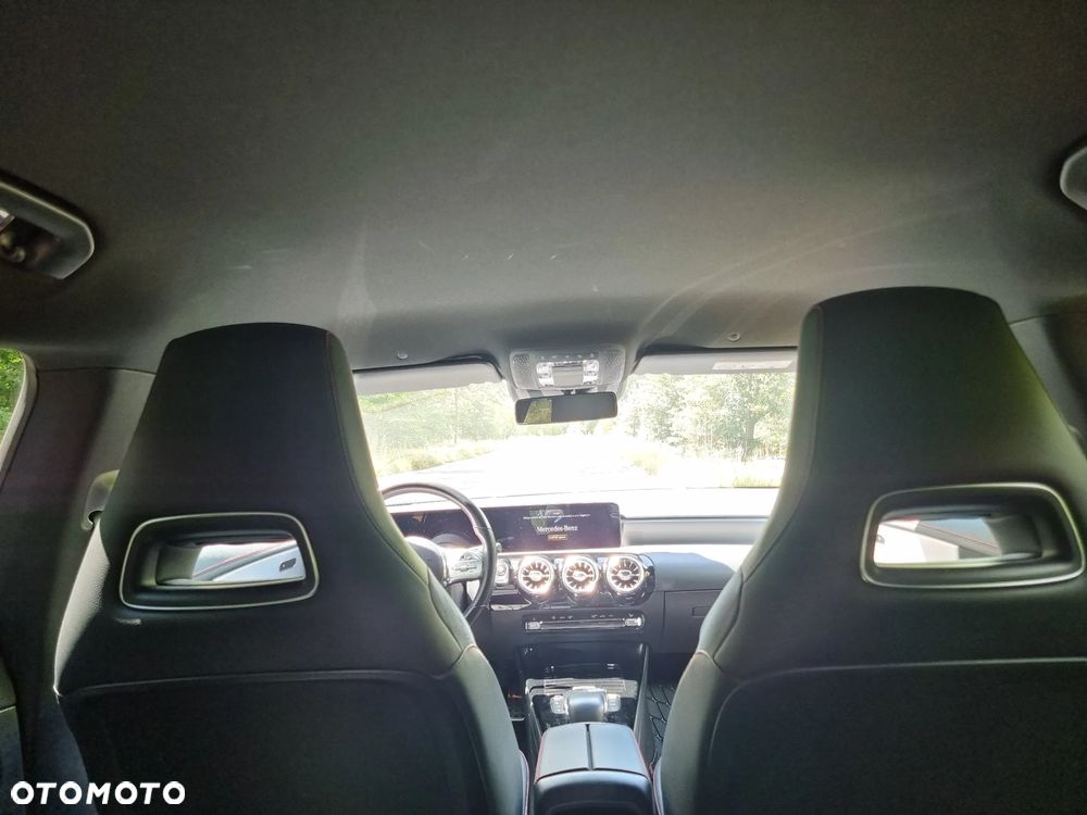 Mercedes-Benz CLA 220 d AMG Line 8G-DCT - 13