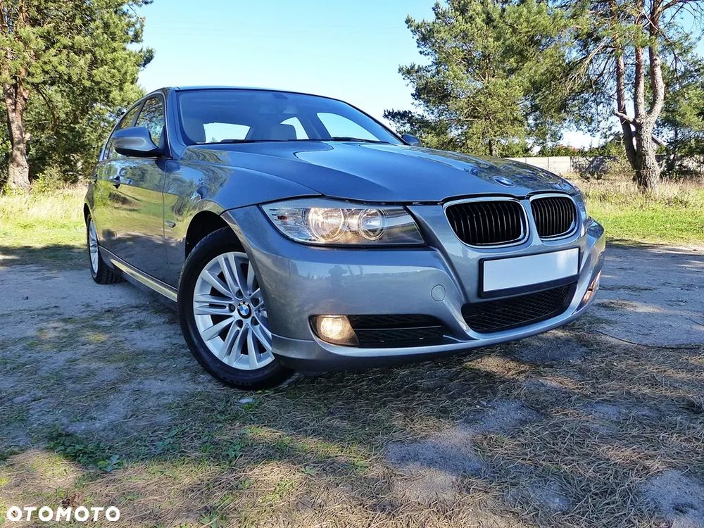 BMW Seria 3 318i Edition Exclusive - 6