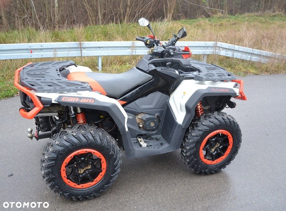 Can-Am Outlander - 8