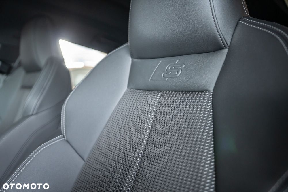 Audi S3 Sportback - 12