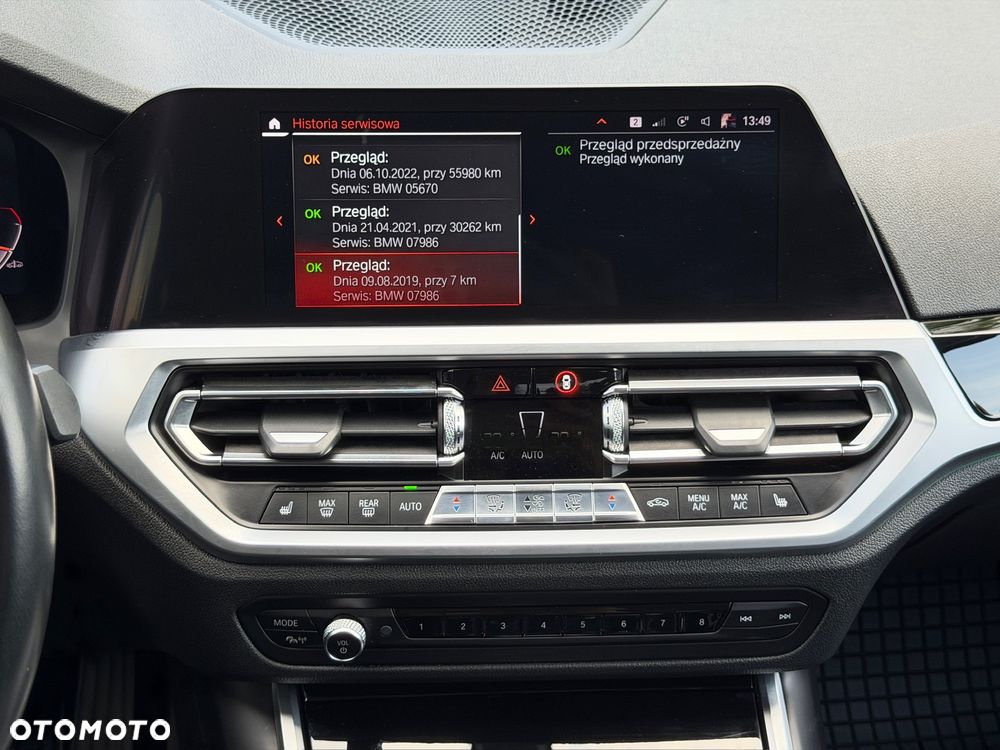 BMW Seria 3 330i Sport Line - 29
