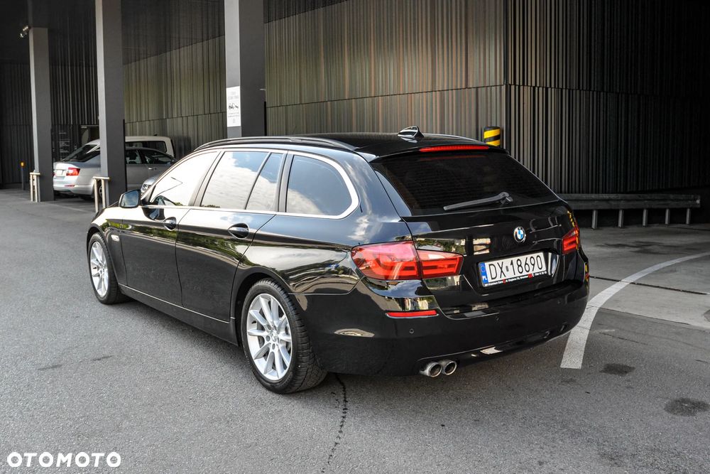 BMW Seria 5 520d Touring - 3