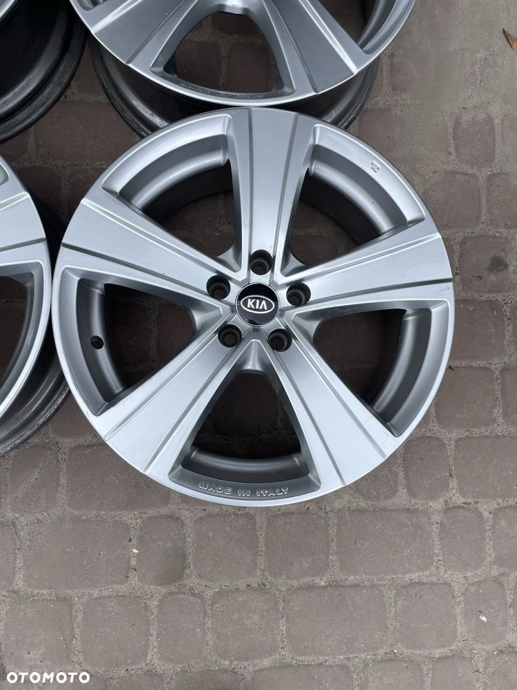 FELGI ALUMINIOWE Kia 8" x 19" x 5x114,3 x 67,1 x ET 35 - 4