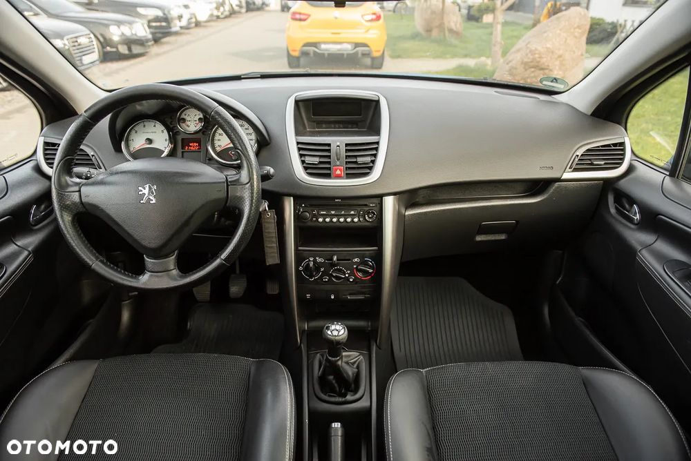 Peugeot 207 120 VTi Premium - 6