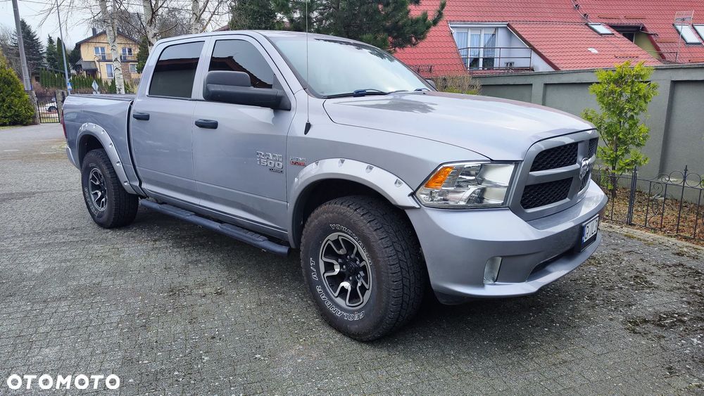 Dodge RAM 5.7 4x4 - 3