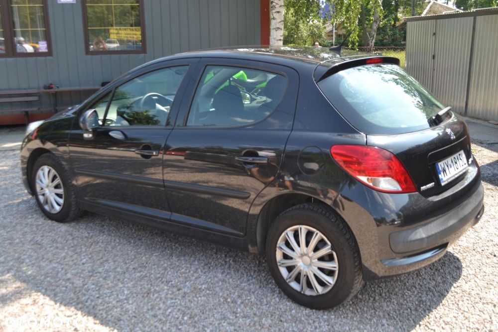 Peugeot 207 - 2