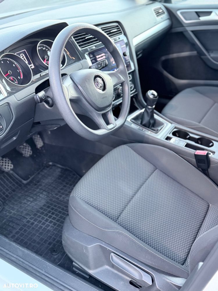 Volkswagen Golf 1.0 TSI Trendline - 9