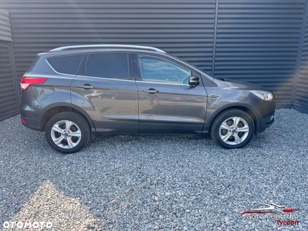 Ford Kuga - 3