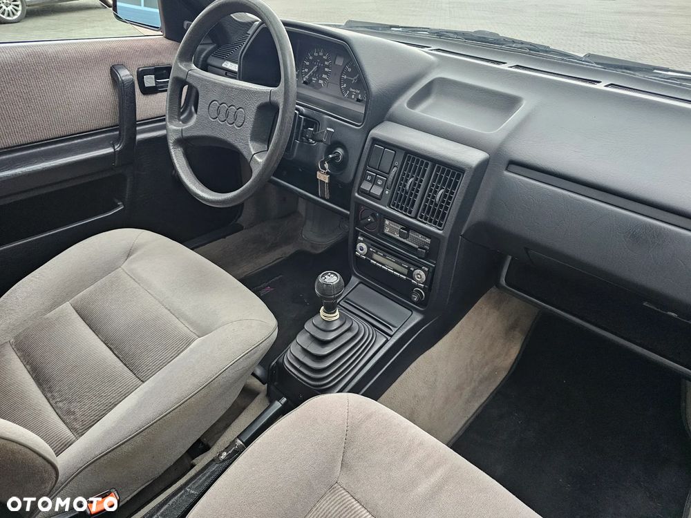 Audi 100 1.8 - 11
