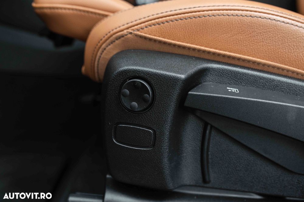 BMW X3 xDrive20d AT Luxury Line - 26