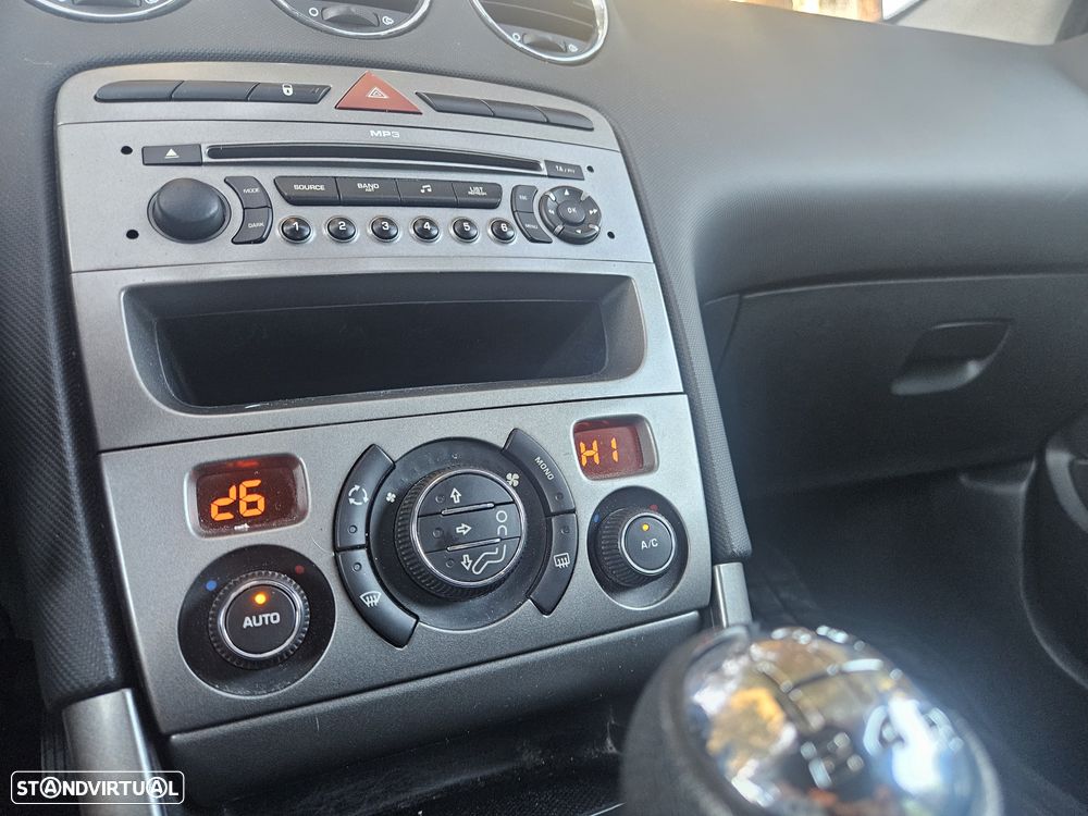 Peugeot 308 SW - 17