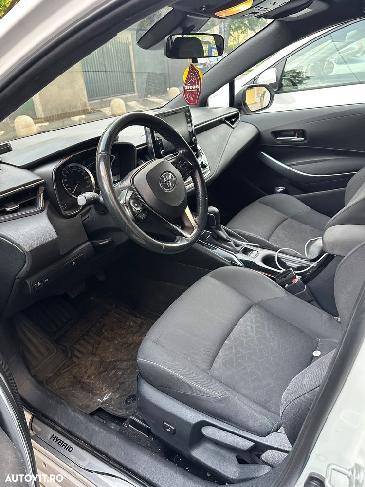 Toyota Corolla 1.8 HSD Business - 8