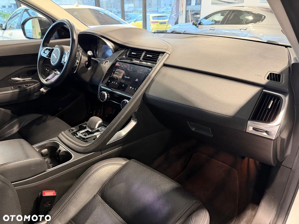 Jaguar E-Pace 2.0 i4P AWD - 18