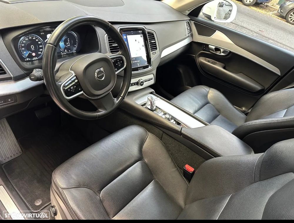Volvo XC 90 - 24