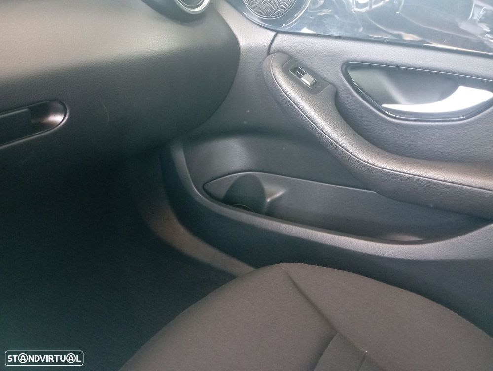 Mercedes-Benz C 200 d Avantgarde Aut. - 22