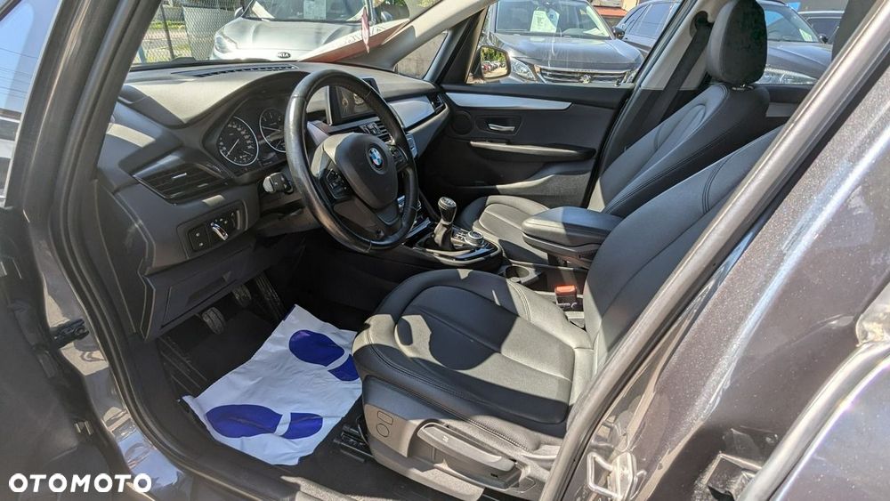 BMW Seria 2 216d Advantage - 14