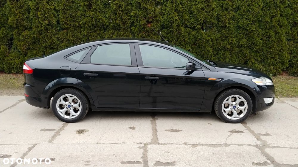 Ford Mondeo 1.8 TDCi Silver X - 14