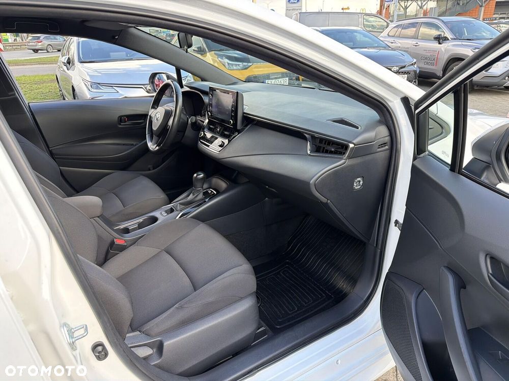 Toyota Corolla 1.8 Hybrid Active - 25