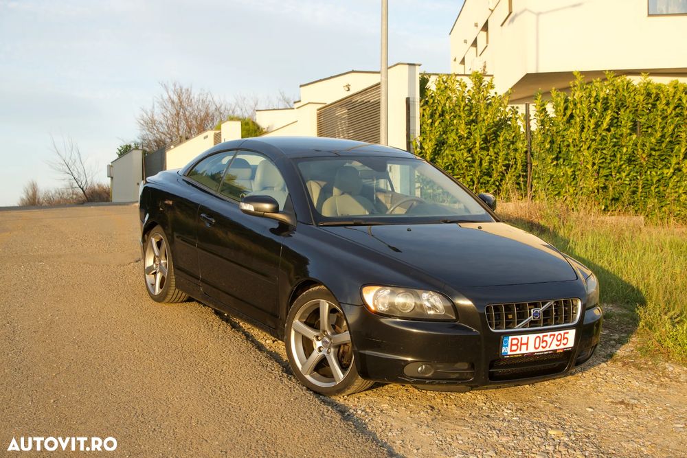 Volvo C70 2.0D Momentum - 3