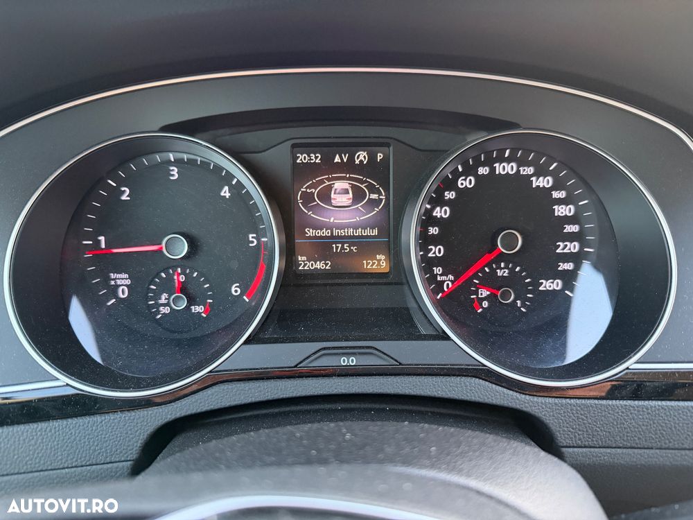 Volkswagen Passat 2.0 TDI DSG 4Motion Highline - 8