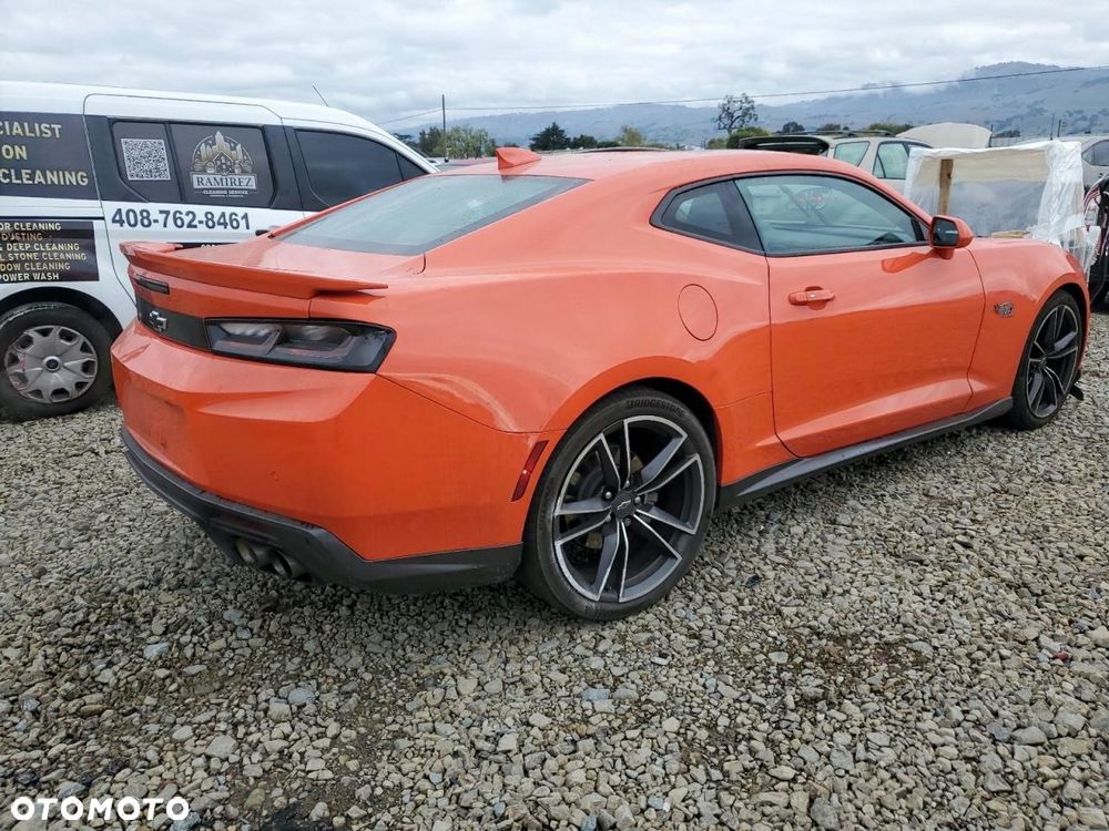 Chevrolet Camaro - 6